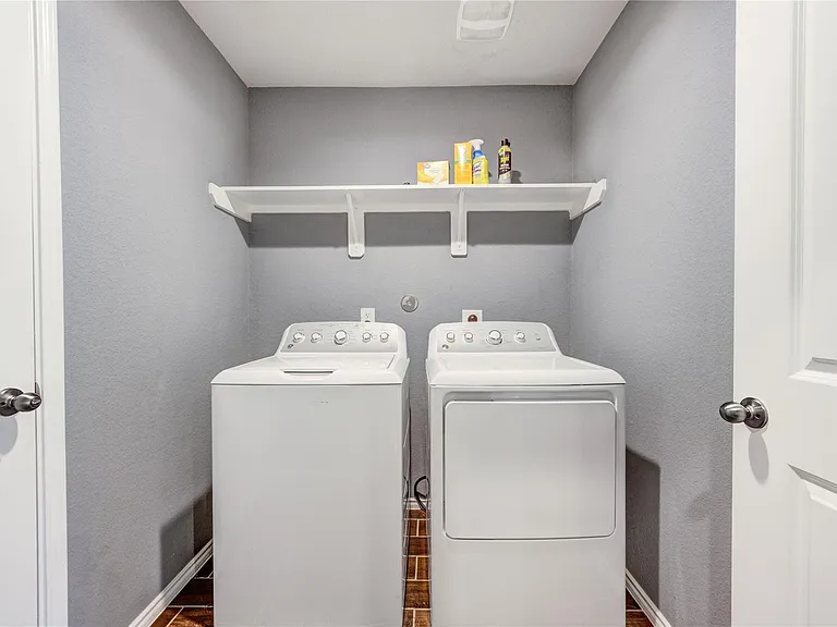 21315 Pine Mill Dr — Photo 36