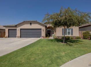10504 Avenida Frasca Dr, Bakersfield, CA 93311