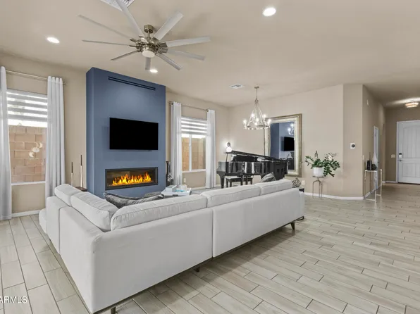 14200 W VILLAGE Parkway #2046, Litchfield Park, AZ 85340