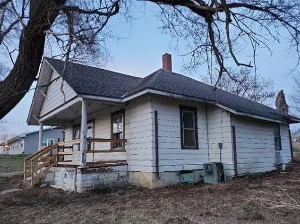 475 N Cross St, Fillmore, MO 64449