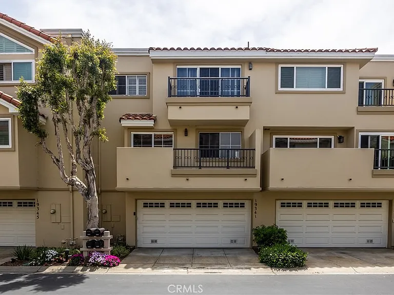 19341 Sawgrass Ln — Photo 32