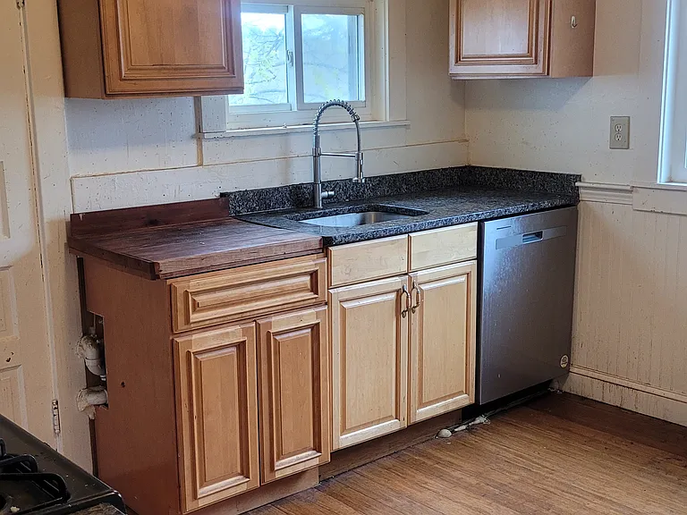 23 Desmond Rd #2 — Photo 1