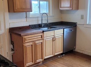 23 Desmond Rd FLOOR 2, Malden, MA 02148