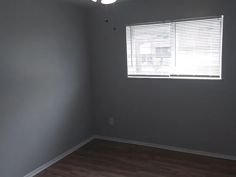 Topaz Village — Photo 15