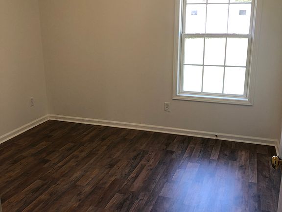 5th image of 14774 Meadow Creek Ln