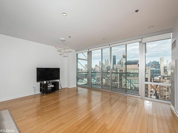 2nd image of 653 N Kingsbury St APT 2207