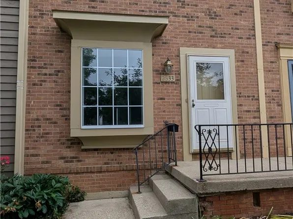 2633 S Kings Arms Cir, Dayton, OH 45440