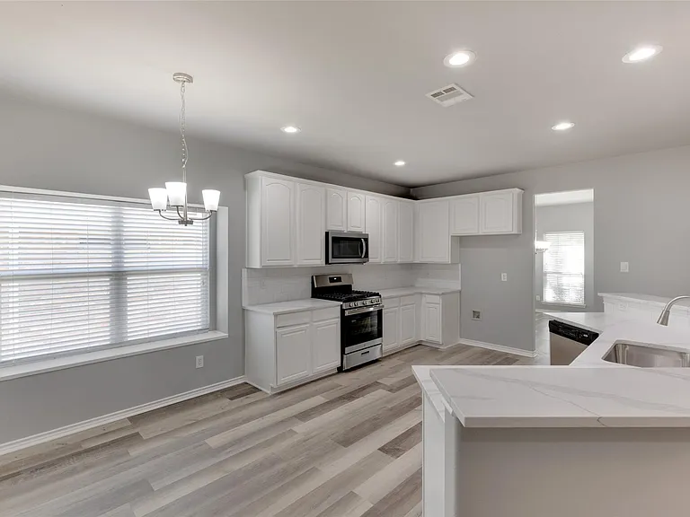 1629 Warm Springs Dr — Photo 9