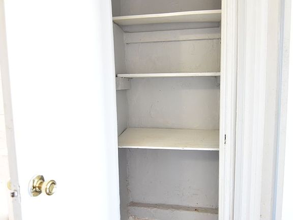 5th image of 594 Union Ave #44