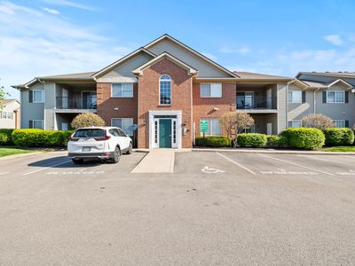 641 Spring Valley Dr, Lewis Center, OH, 43035
