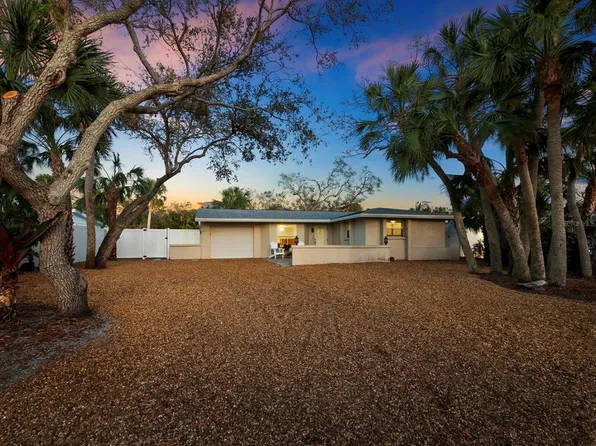 5133 Sandy Beach Ave, Sarasota, FL 34242