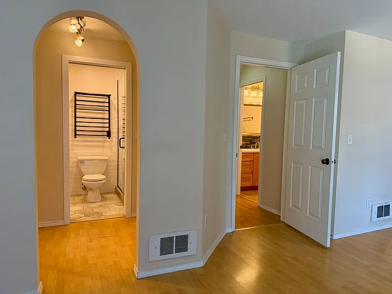 10001 NE 12th St #116 — Photo 23
