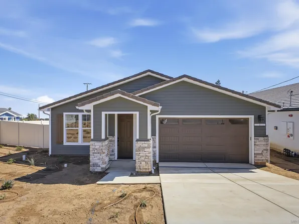 2 W Pine St, Altadena, CA 91001