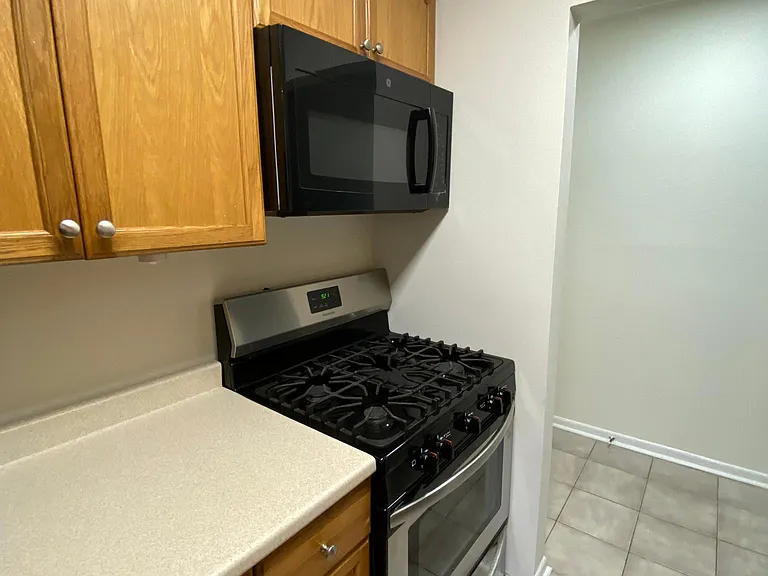 1531 Colonial Dr #104 — Photo 26