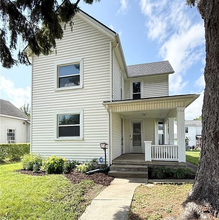 1st image of 704 Covington Ave