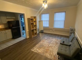 5303 N Ashland Ave #302, Chicago, IL 60640
