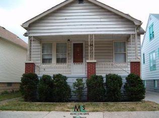 12568 McDougall St, Hamtramck, MI 48212