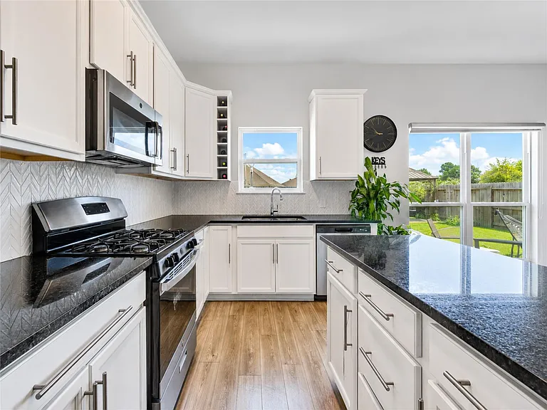 1006 Bending Trail Dr — Photo 13