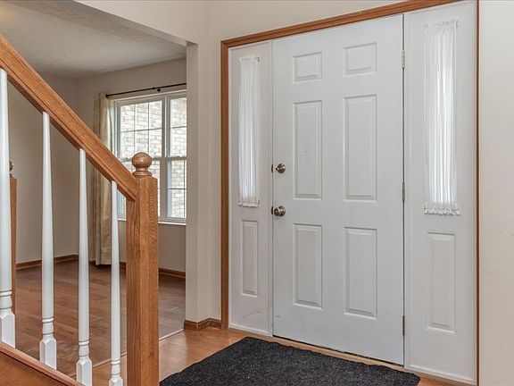 4th image of 6319 Hidden Hollow Dr