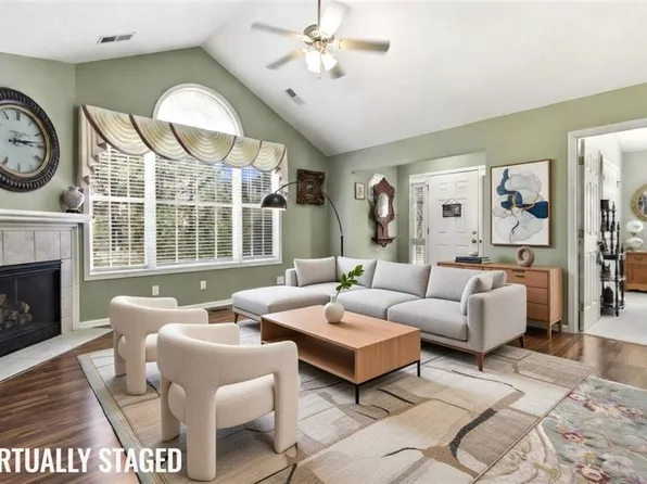 15193 S Greenwood St Suite 2602, Olathe, KS 66062