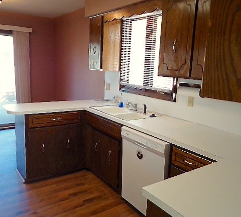 5th image of 2205 N 129th St