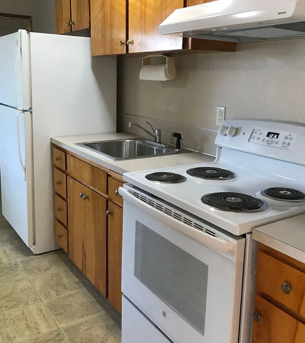 3405 Stoll Rd SE — Photo 2