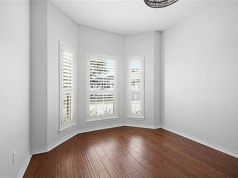 7251 Prairie Dr #6 — Photo 5