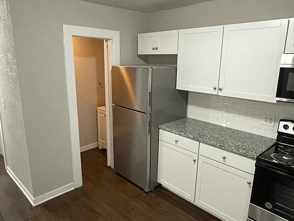 5th image of 4103 Bellefontaine Ave
