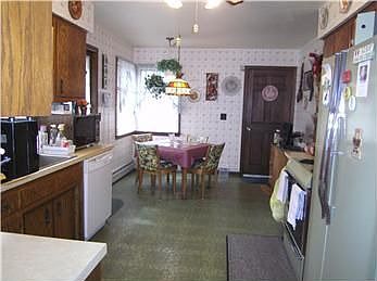 5th image of 12 Fudel Dr