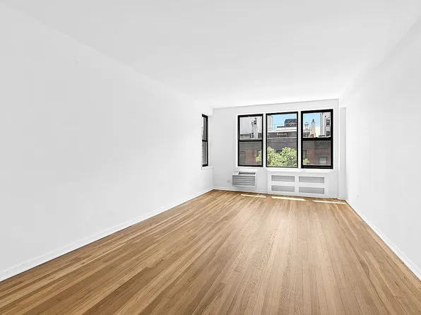 211 E 18th St APT 5E, New York, NY 10003