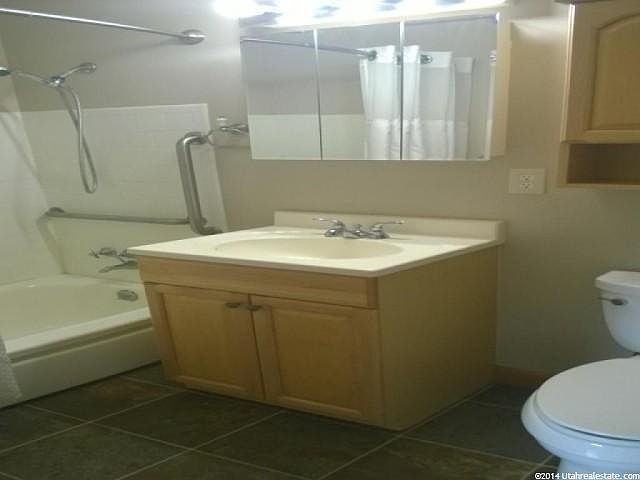Bathroom_11262014