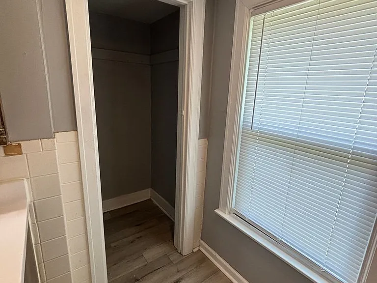 1060 Sugar Grove Rd — Photo 12