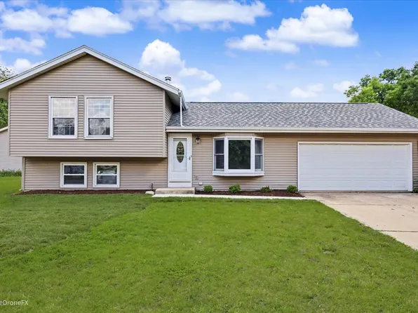 30W281 Heather Ct, Warrenville, IL 60555
