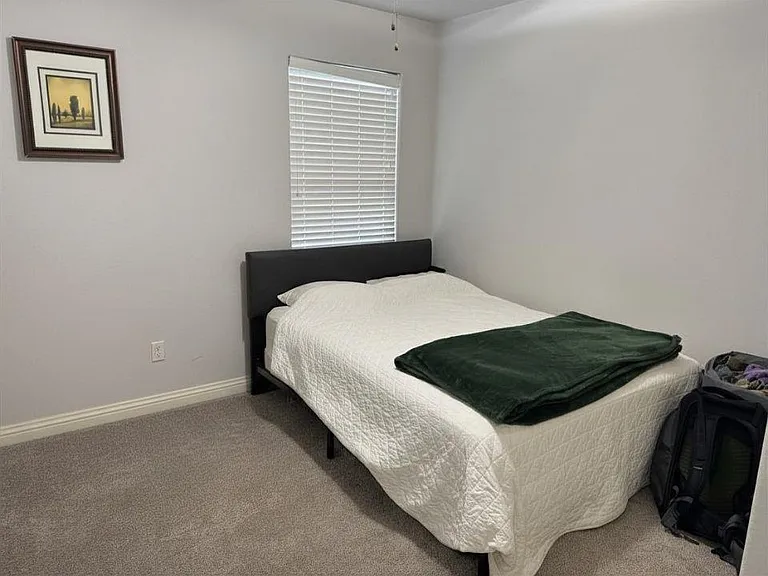 1217 N Stephens Ave — Photo 7