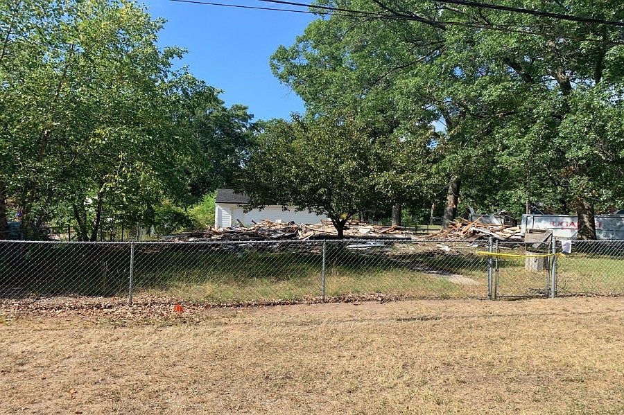 1st image of 1536 Norwich Ave