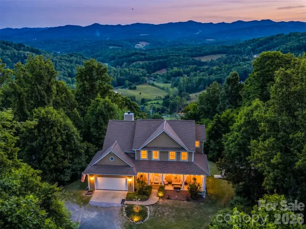 350 Vista Point Dr, Weaverville, NC 28787