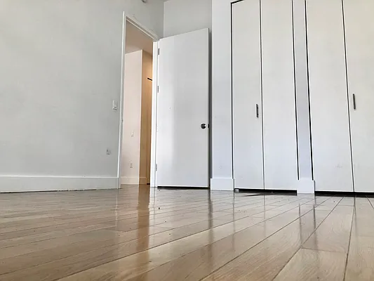 Rented by Douglas Elliman | media 27