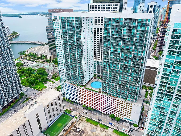 500 Brickell Ave #2700 — Photo 2