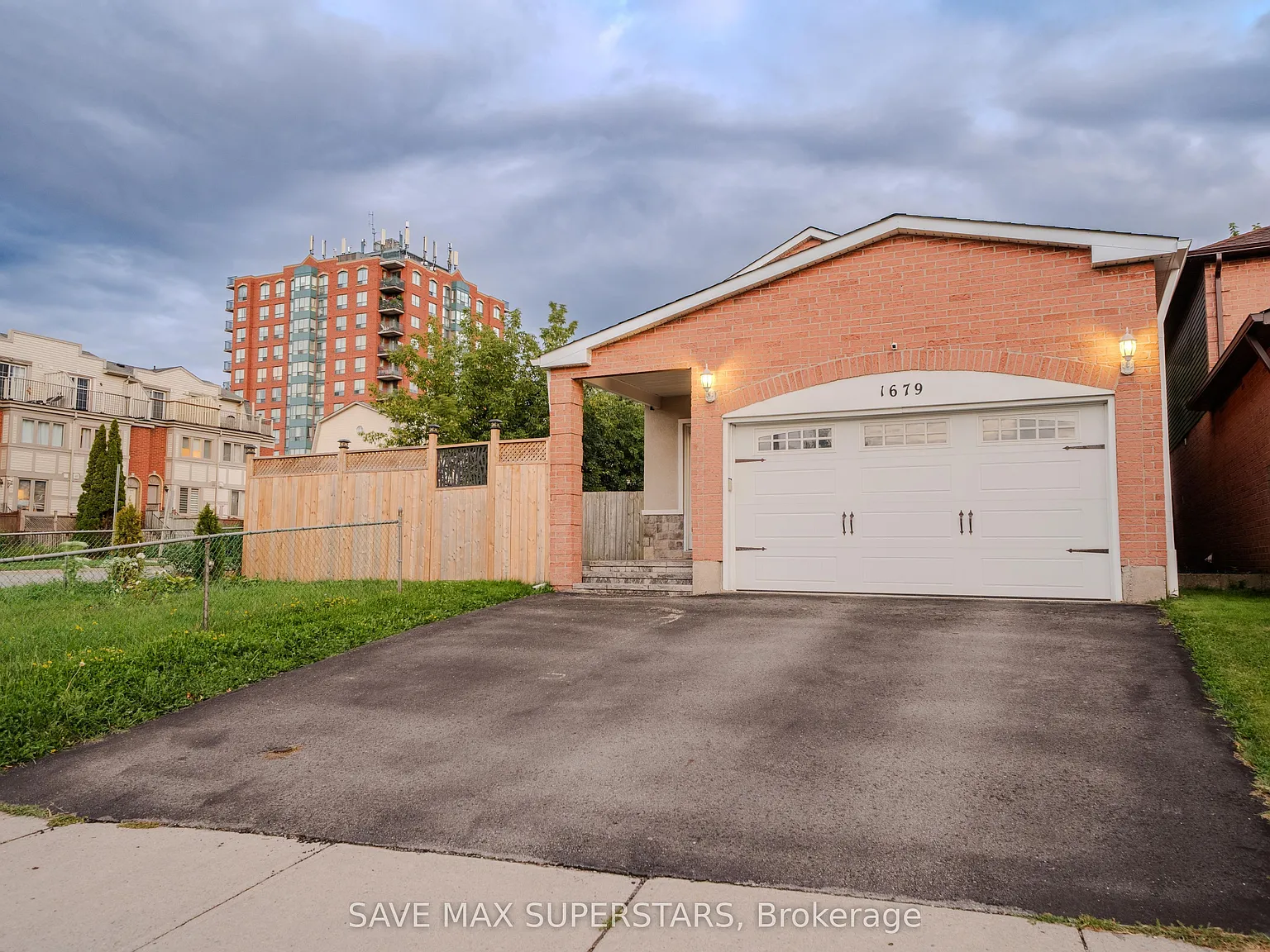 3 bed, $3,200 — Photo 2