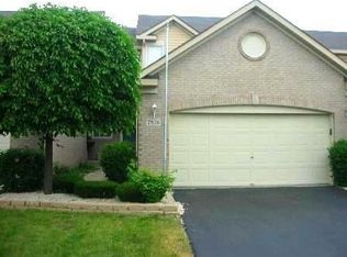 7806 Bristol Park Dr, Tinley Park, IL 60477
