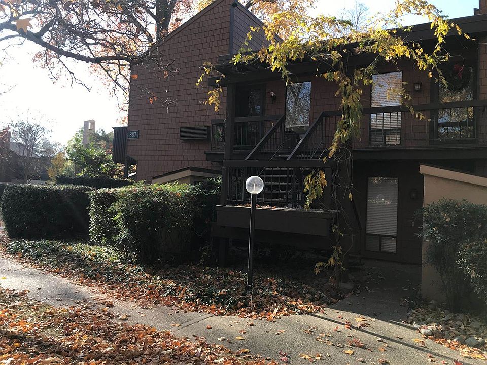 1st image of 887 Woodside Ln E Unit 5