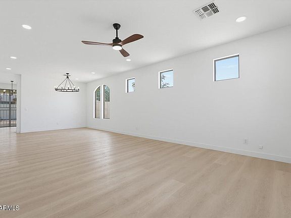 3rd image of 6607 S 17TH Avenue