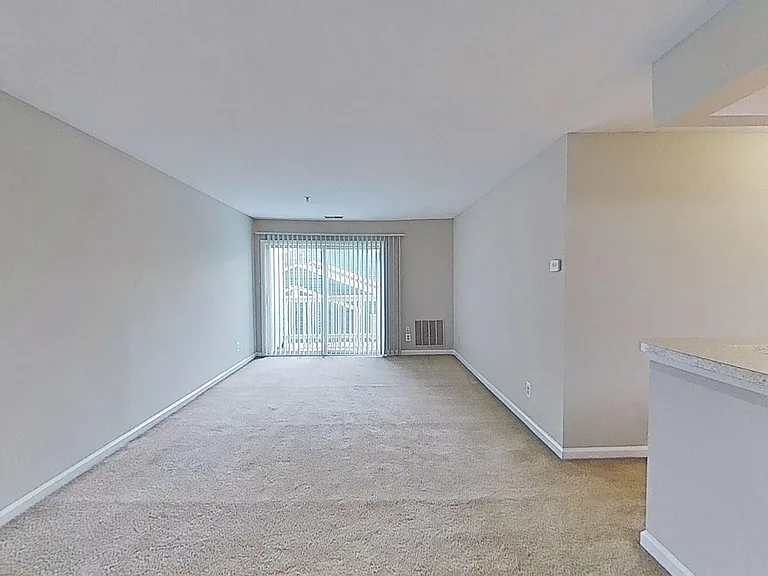 Canterbury Apartments — Photo 19