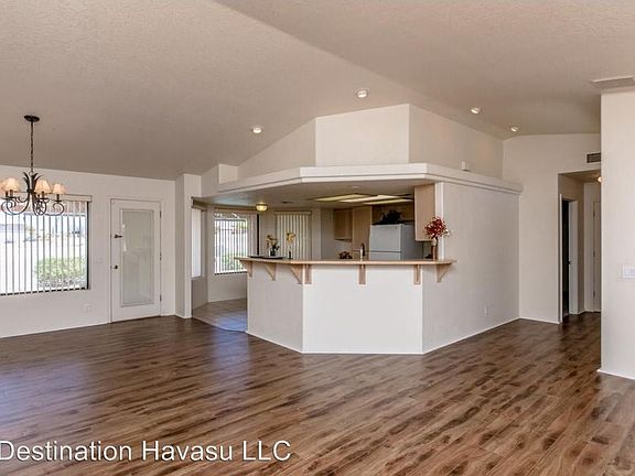 3rd image of 2841 Inca Dr