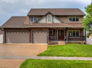 127 9th St NW, Altoona, IA 50009