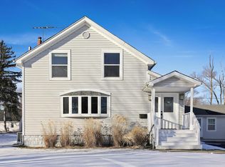 821 E Pine St, West Chicago, IL 60185