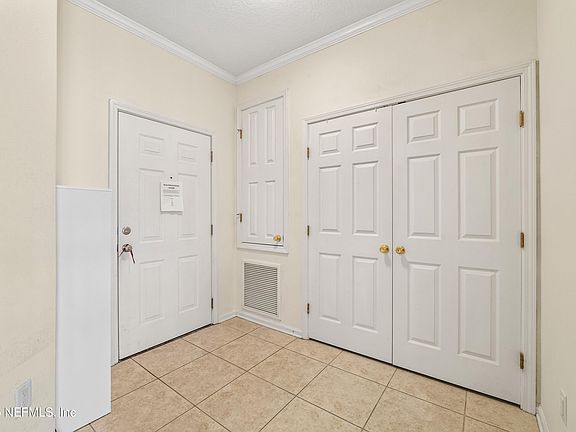 3rd image of 7801 POINT MEADOWS Drive #8304