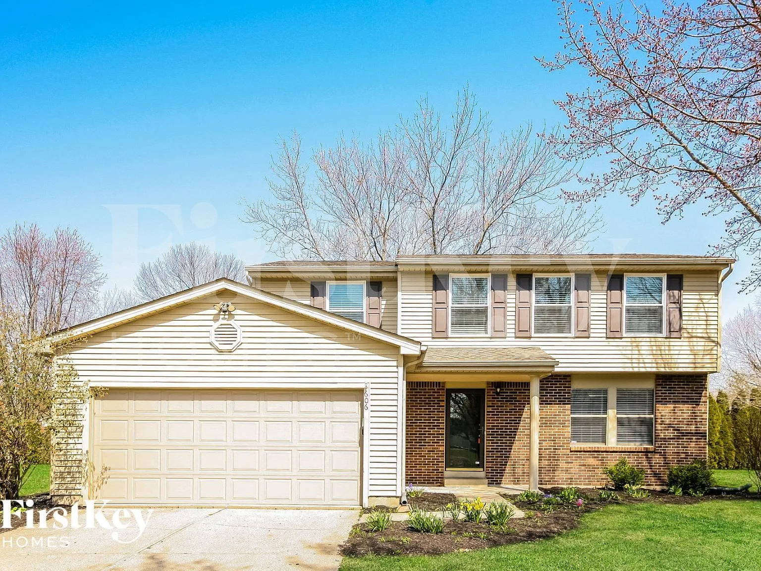 4 bed, 2.5 bath, 1968 sqft, $2,465 — Photo 1