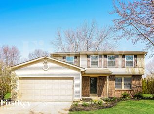 606 Sunblest Blvd S, Fishers, IN 46038