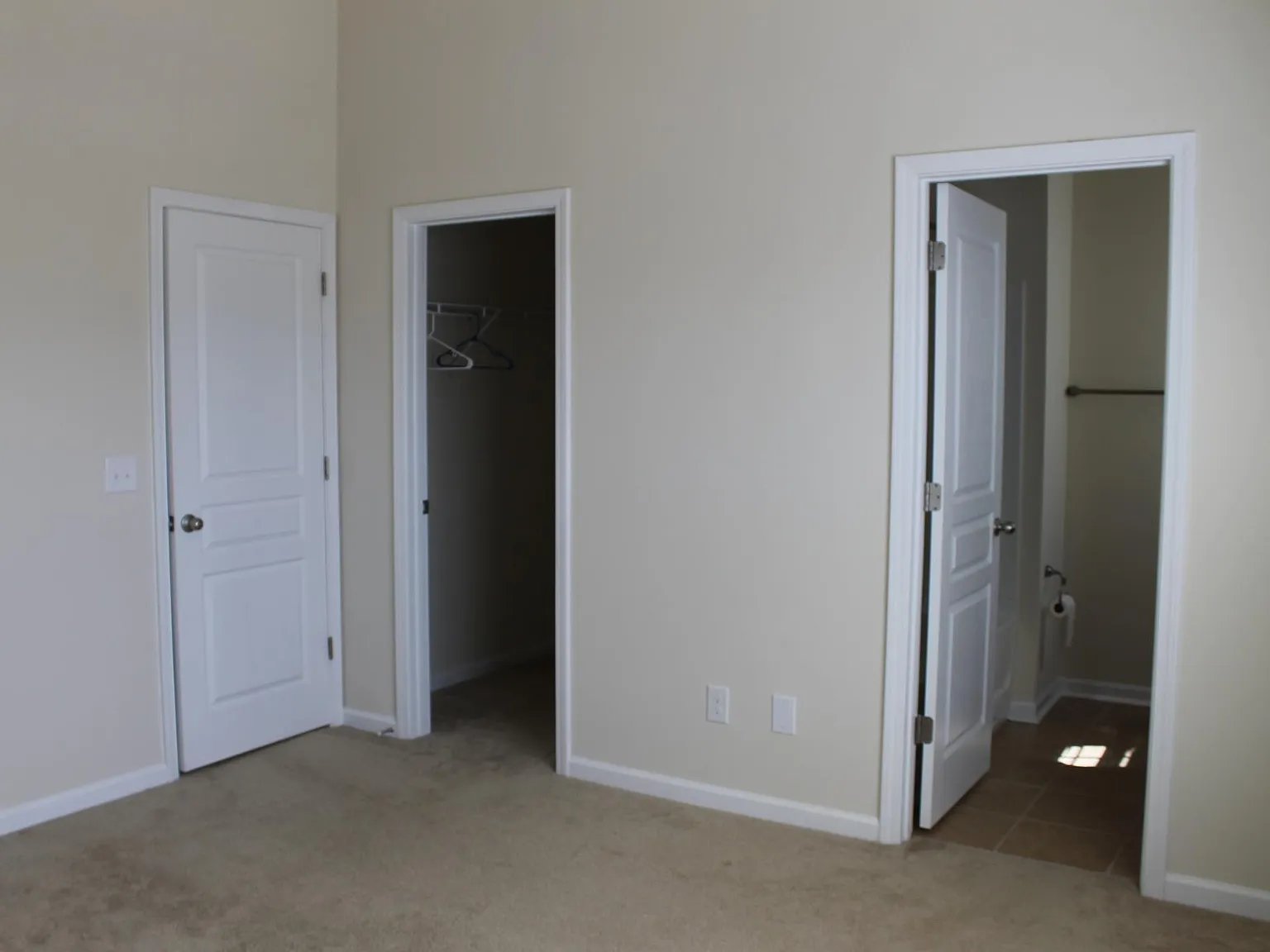 3 bed, 2.5 bath, 1300 sqft, $1,775 — Photo 2